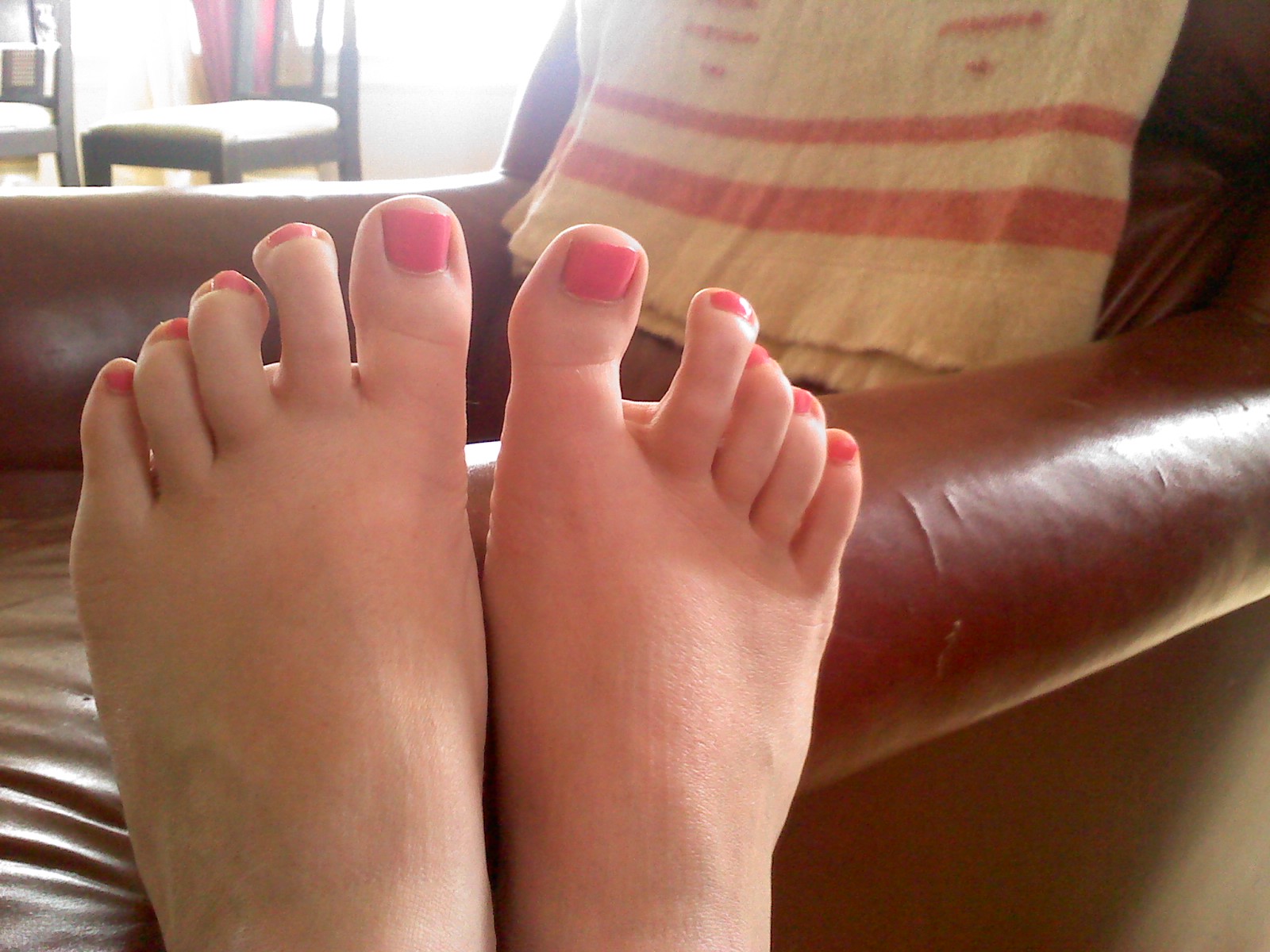 Hard-Drive reccomend veronika feet soles toes tickling justin