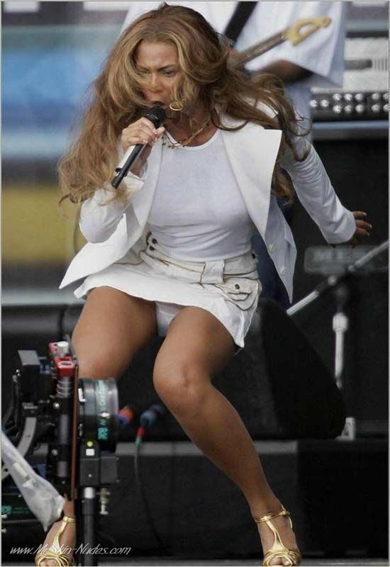 Beyonce knowels upskirt