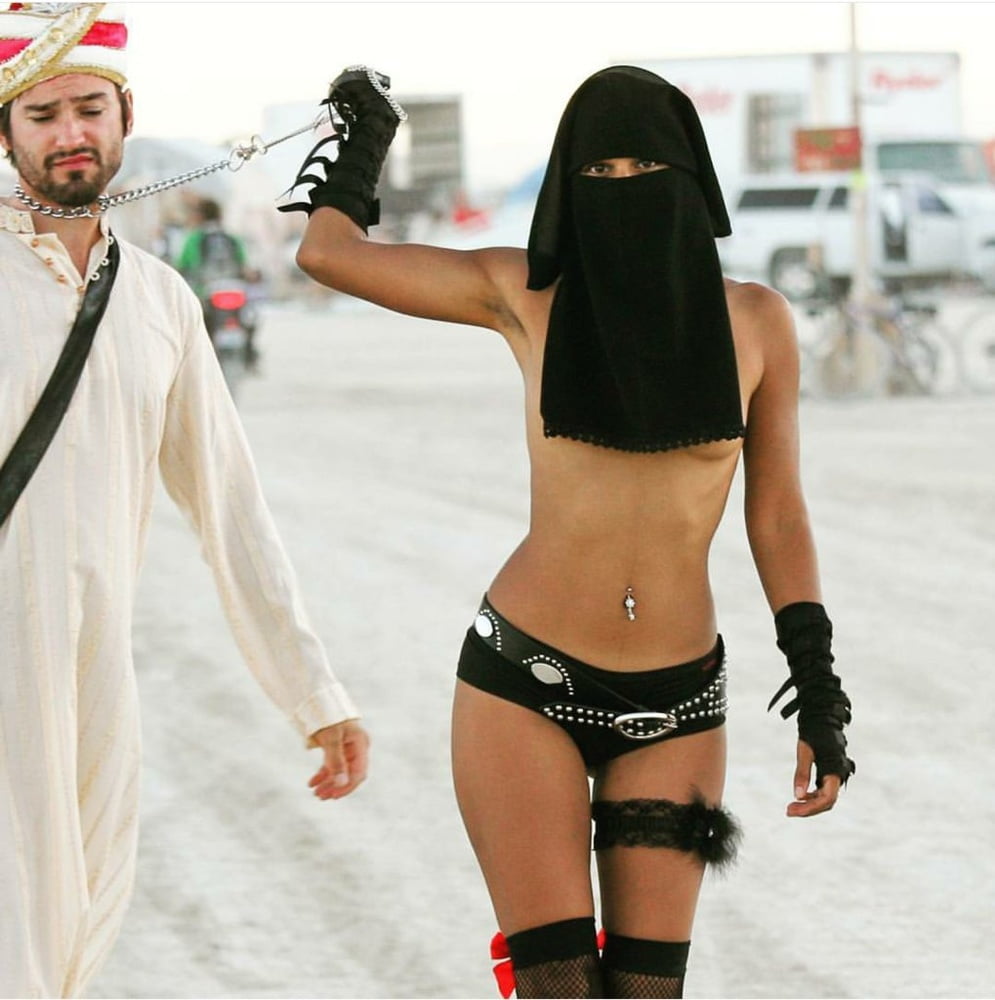 Arab niqab mistress anal femdom
