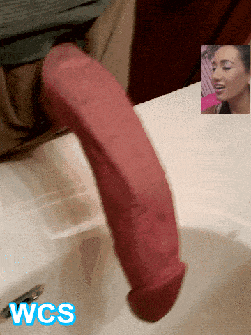 Teen blowing white dick