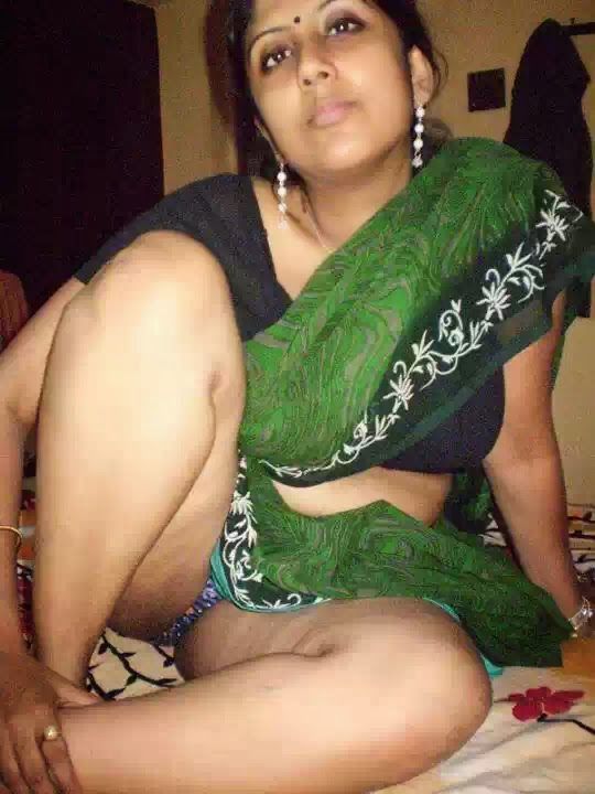 Indian aunty first night saree