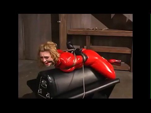 Girlfriend pissing full black latex catsuit